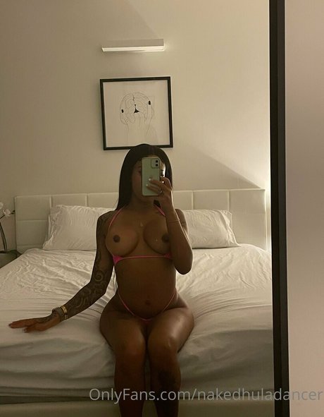 Nakedhuladancer