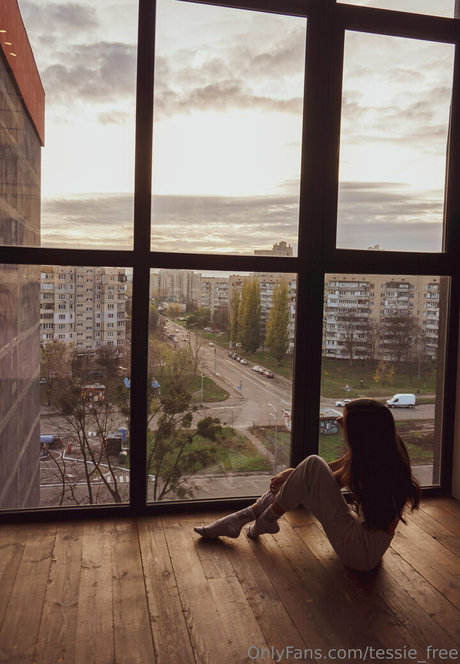 Foto di nudo di fuga di OnlyFans di Tessiefree