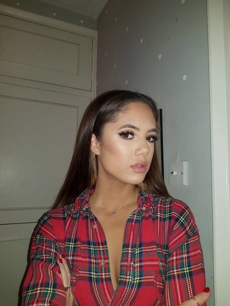 Saoirse Alicia Behzadi