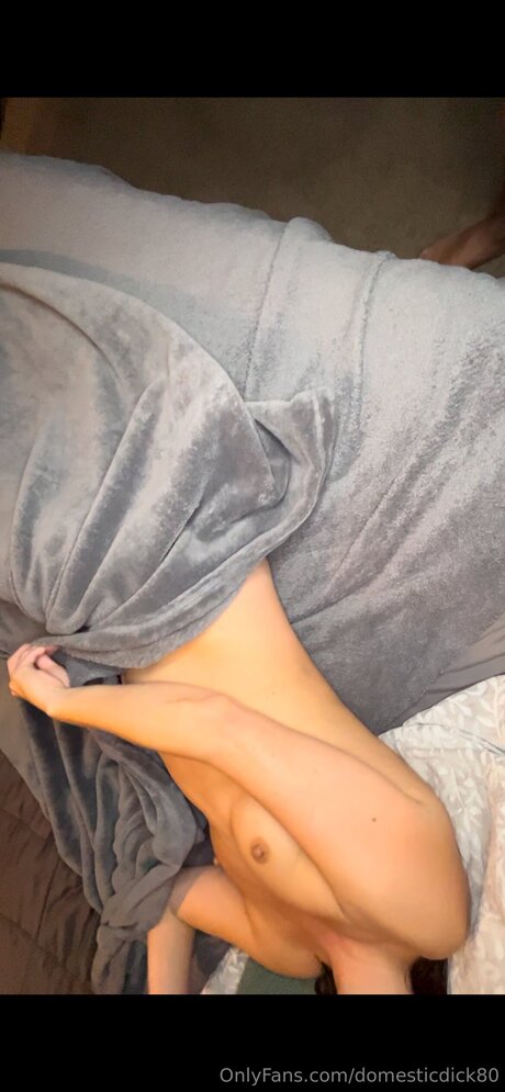 Suburbanbrunettehubs