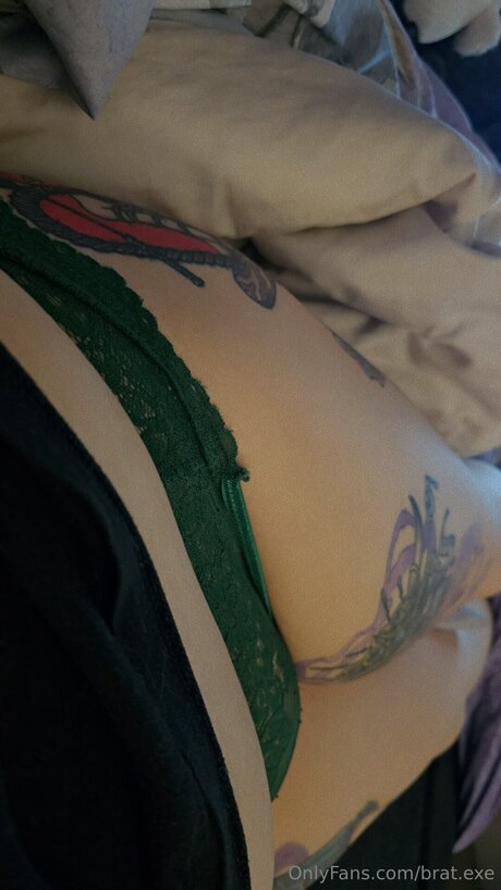 Bigtiddygothmommyuwu