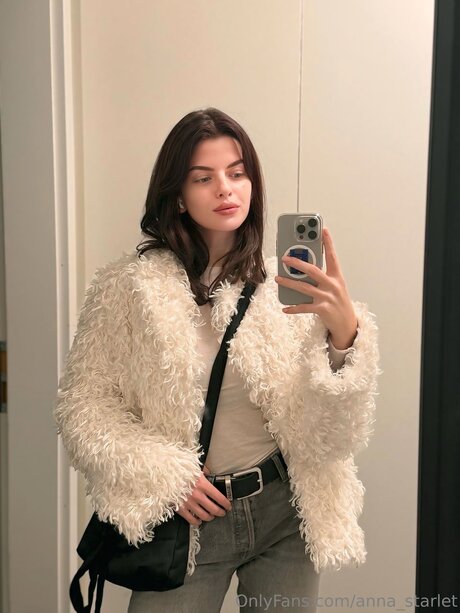 Anna Starlet
