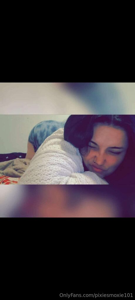 Pixiesmoxie101
