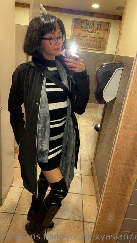 Yoursexyasiannextdoor