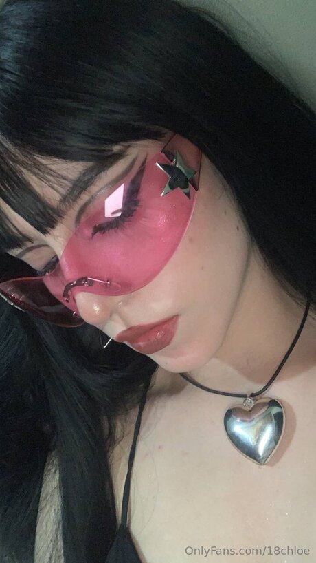 18chloe