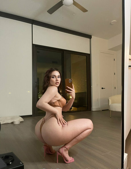 Foto di nudo di fuga di OnlyFans di Realtaylerhills