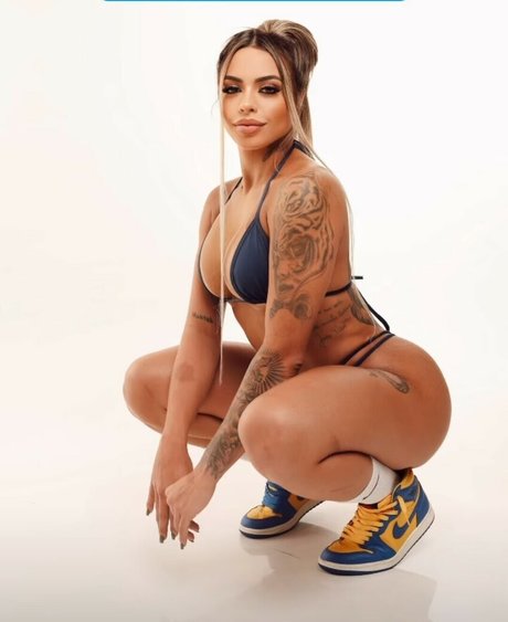 Foto di nudo di fuga di OnlyFans di Eduarda Souza