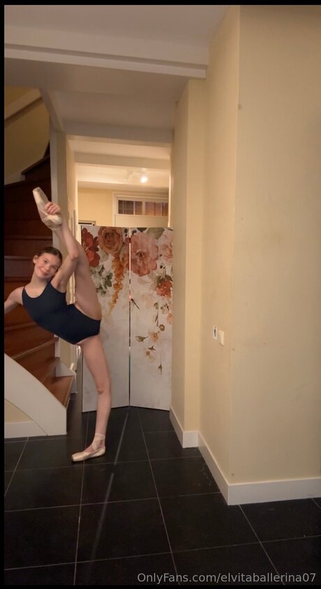 Elvitaballerina07