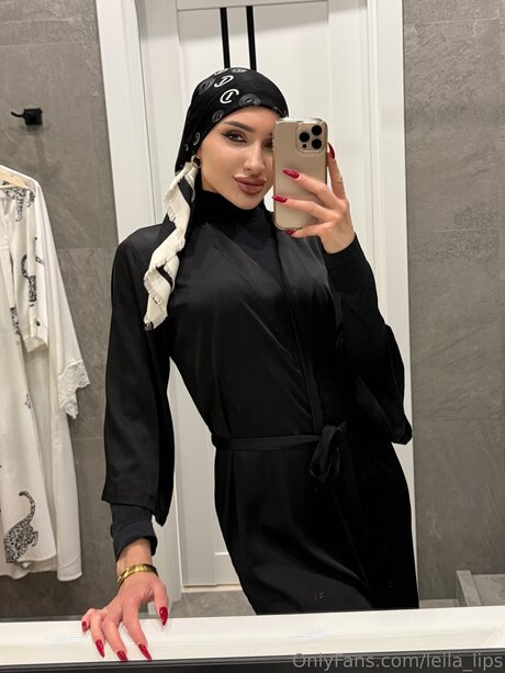 Foto di nudo di fuga di OnlyFans di Leila Lips