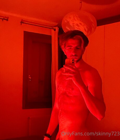 Foto di nudo di fuga di OnlyFans di Katiesirilak