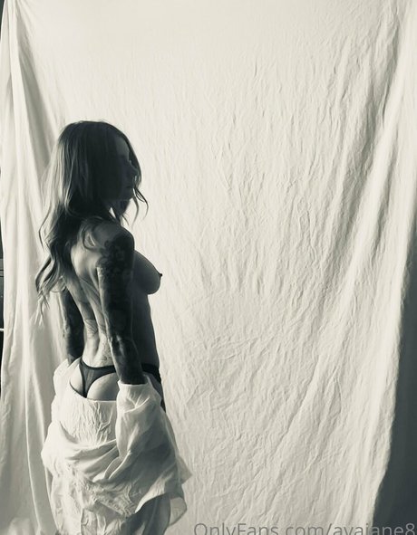 Avajane8