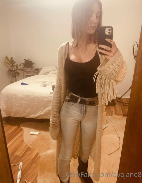 Avajane8