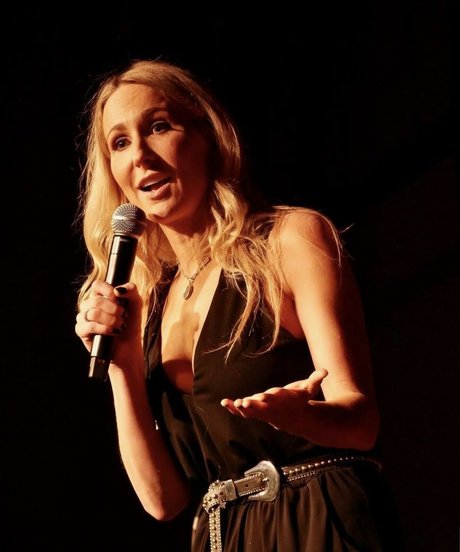 Nikki Glaser