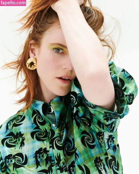 Rose Leslie