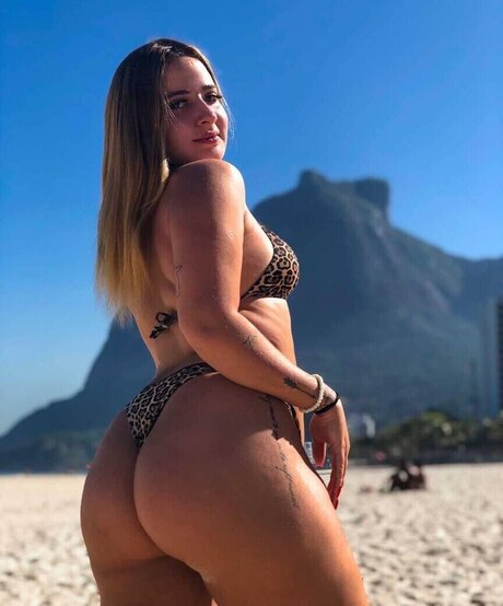 Maria Clara Lima