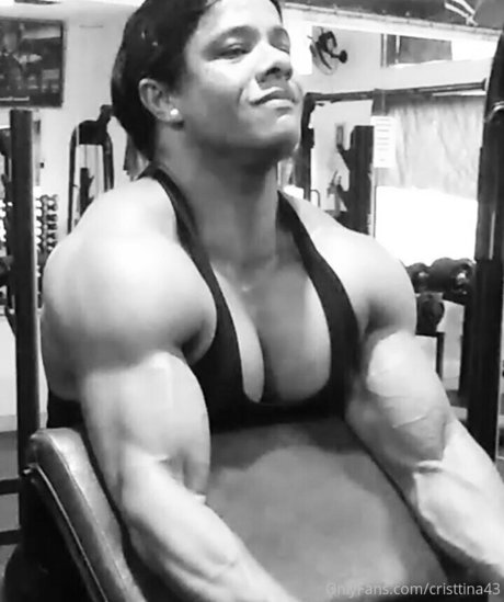 Cristtina43