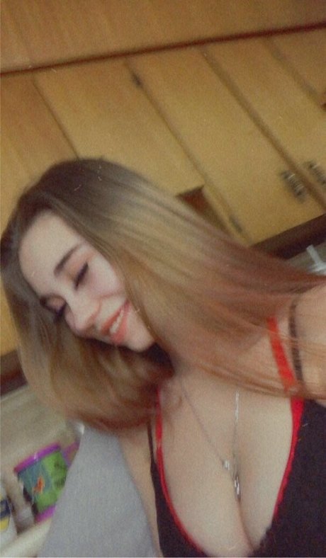 Foto di nudo di fuga di OnlyFans di Brooke Lush