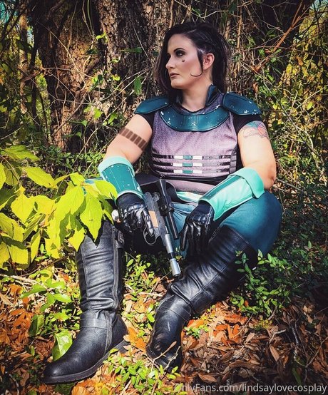 Lindsaylovecosplay