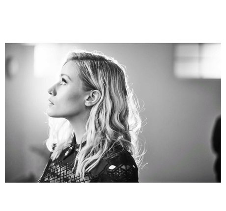 Foto di nudo di fuga di OnlyFans di Olivia Taylor Dudley