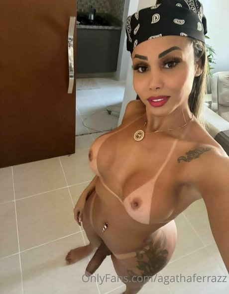 Agathaferrazz