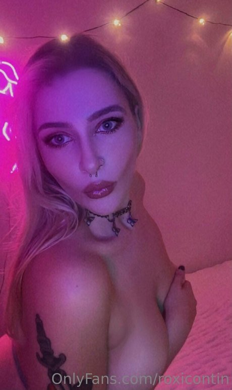 Foto di nudo di fuga di OnlyFans di Roxicontin