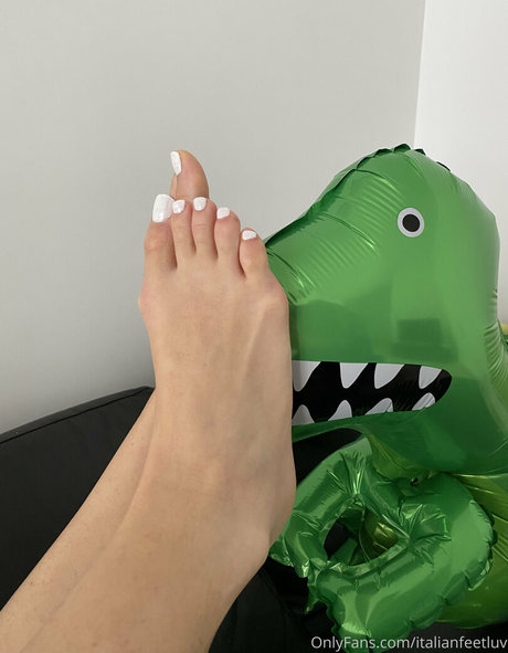 Italianfeetluv