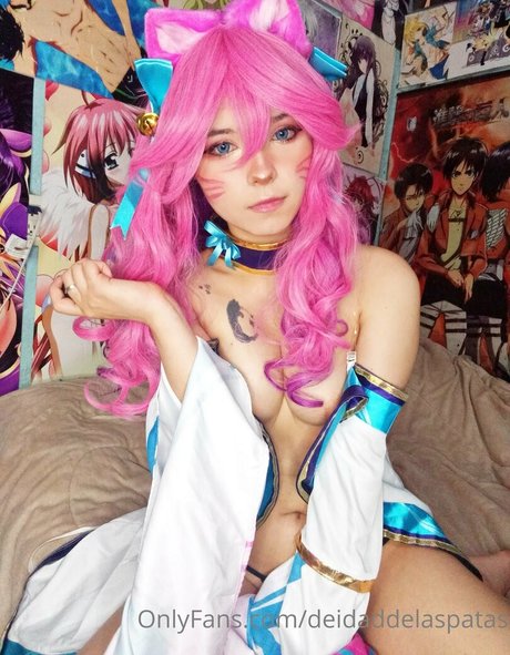 Momoiro Cosplay