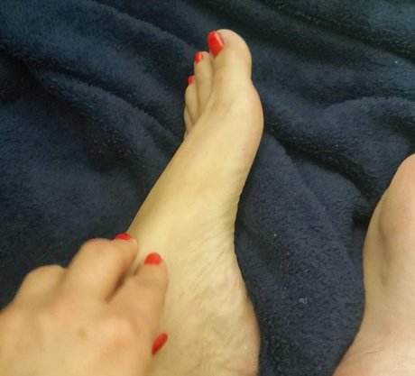 Lizziesexifeet