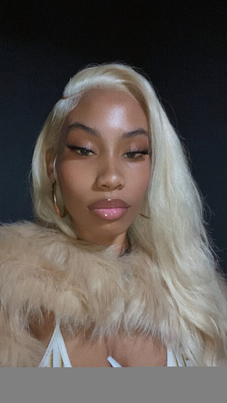 Exxxpenive The Trophie