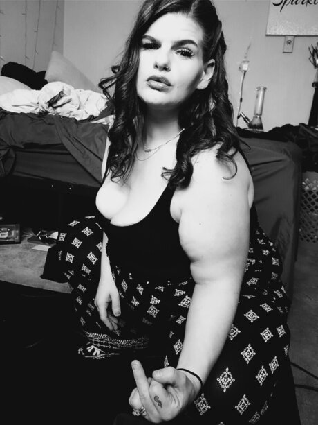 Becki Toosweet Bbw Queen