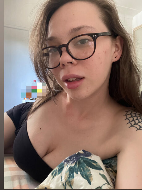 Jasmine Brooks  Free Page