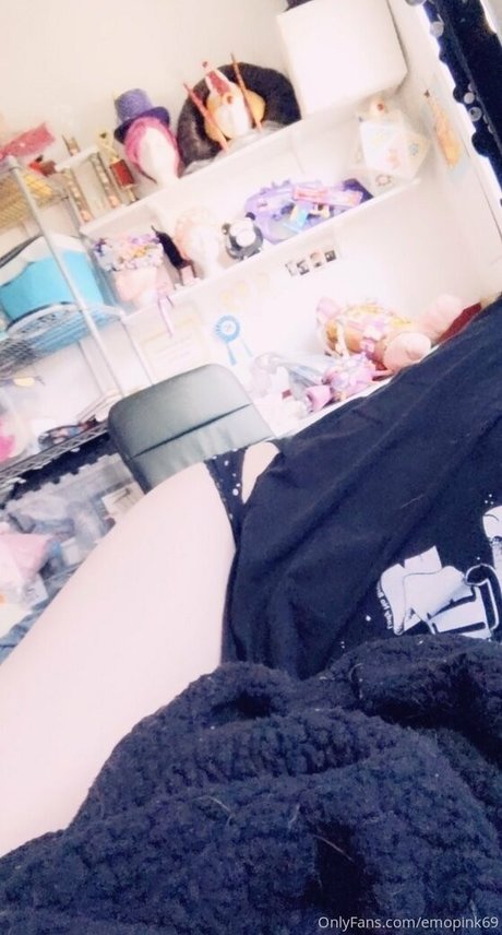 Emopink69