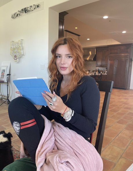 Bella Thorne