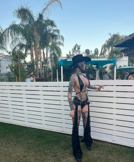 Foto di nudo di fuga di OnlyFans di Embodoe