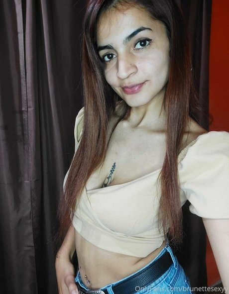 Brunettesexyy