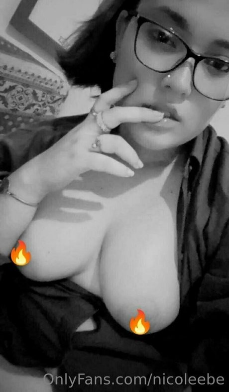 Nicoleebe