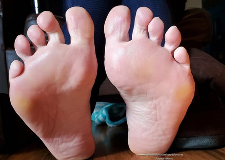 Toepazfeetures