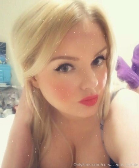Curvaceousbarbie