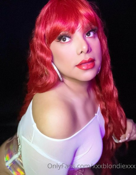 Xxxblondiexxx
