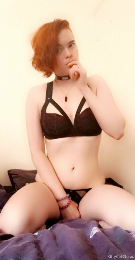 Naughtylittlekitten93