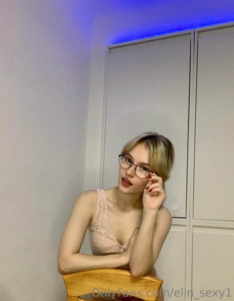 Elinsexy1