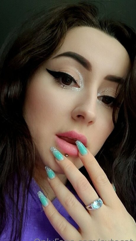 Foto di nudo di fuga di OnlyFans di Cutecat