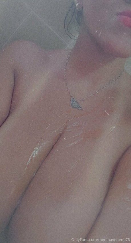 Meninaveneno75