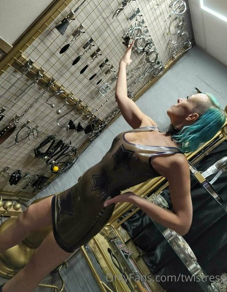 Twistress