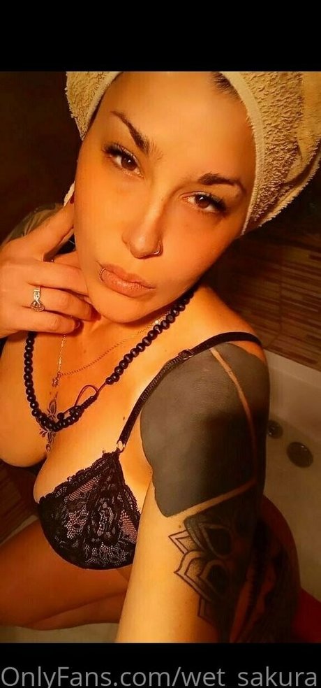 Wetsakura