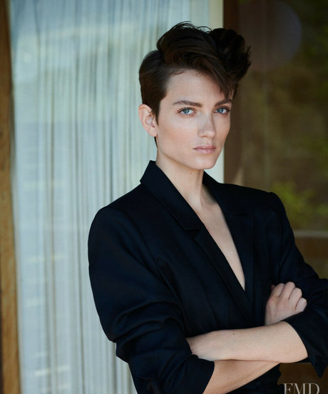 Elektra  Miranda Kilbey