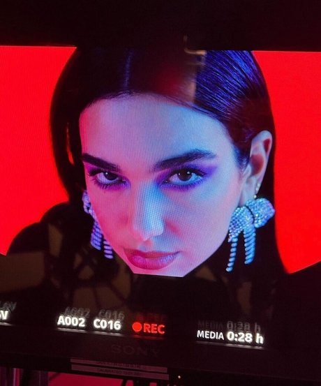 Dua Lipa