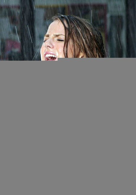 Joanna Jojo Levesque