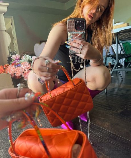 Bella Thorne