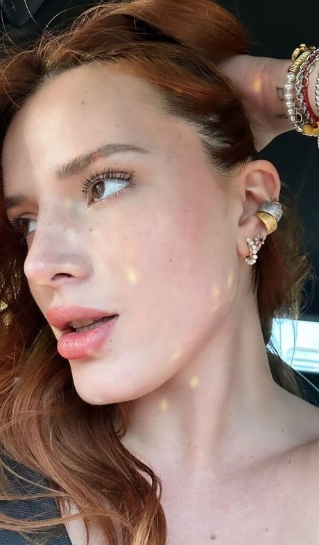 Bella Thorne